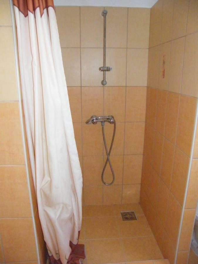 Roland Apartman Leilighet Balatonlelle Eksteriør bilde